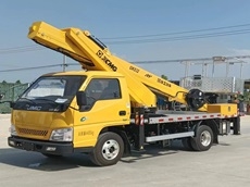 高空作业车